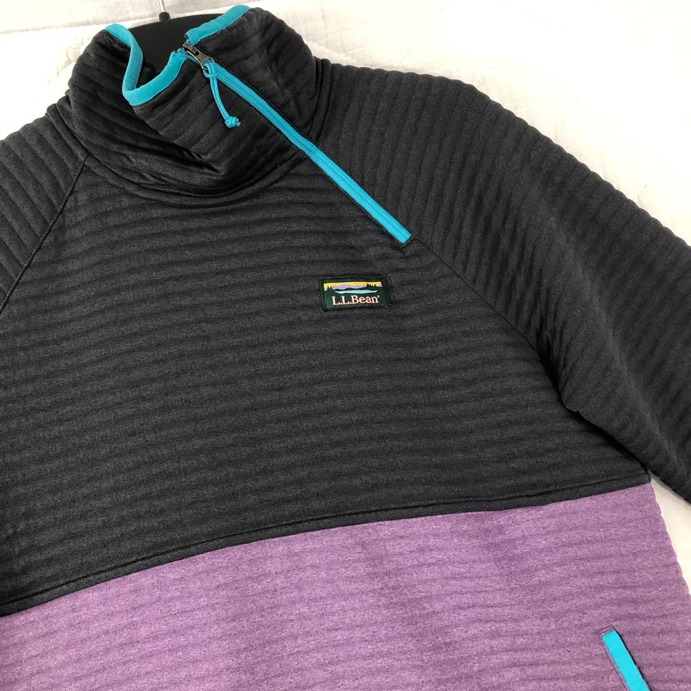 L.L. Bean Pullover Women's Medium Petite Grey Purple Blue Angled 1/4 Zip Pockets